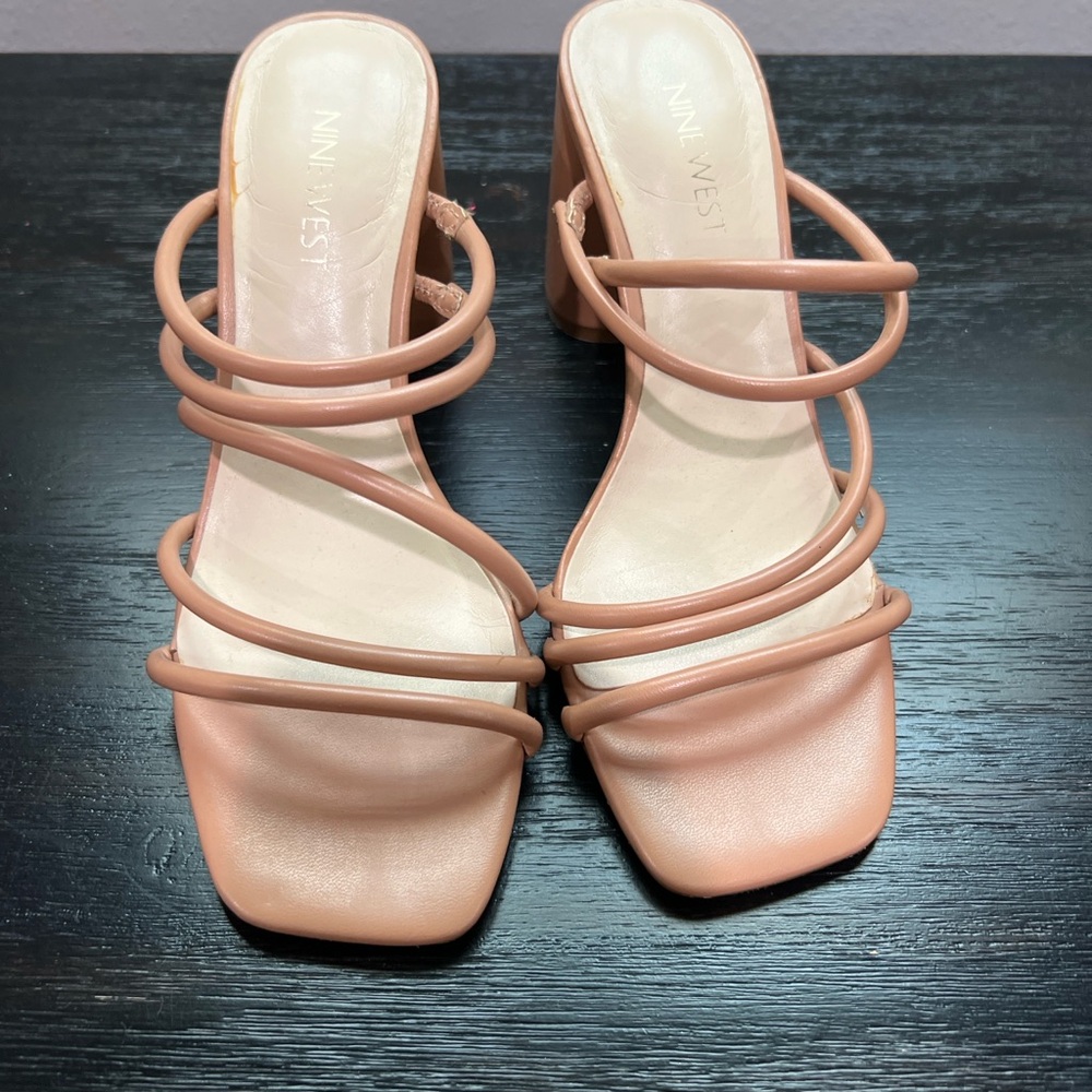 Nine West Nude Block heel Women's 7.5 Blush Strappy Heels